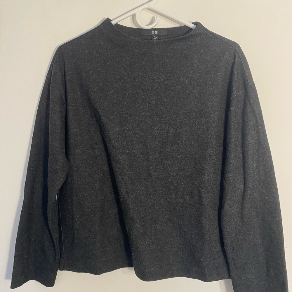 Flowy sweatshirt